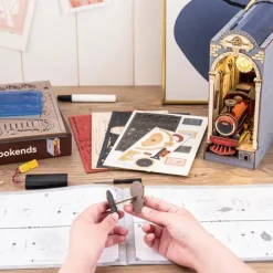 Time Travel DIY Book Nook